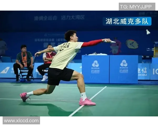 上海羽毛球队耐力训练揭秘:如何提升运动员的持久战斗力 上海羽毛球队耐力训练揭秘:如何提升运动员的持久战斗力