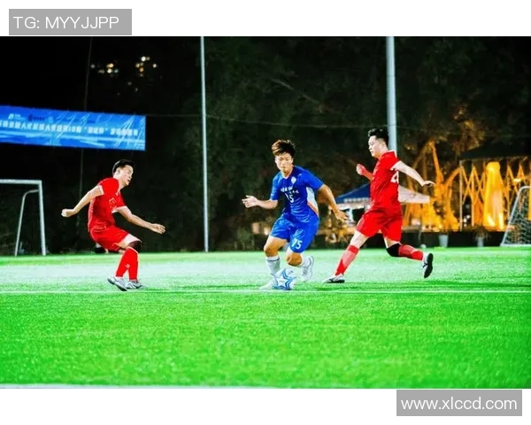 世界足球明星齐聚深圳展现足球魅力与激情的盛会 世界足球明星齐聚深圳展现足球魅力与激情的盛会