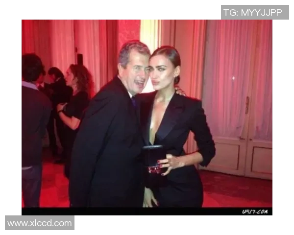 卡卡情感风波揭秘足球明星背后的花心故事与爱情历程