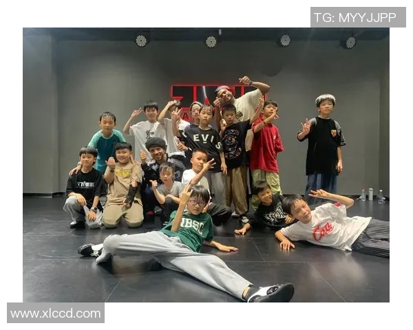 上海街舞队荣登全国灵活性排行榜首位引领街舞新潮流 上海街舞队荣登全国灵活性排行榜首位引领街舞新潮流