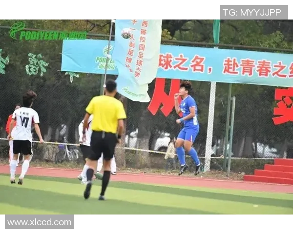 探索cbb足球的魅力与激情，揭示赛事背后的故事与精彩瞬间